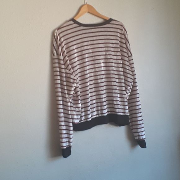 RENCENT RIVE velvet round neck top size XL - Picture 7 of 13